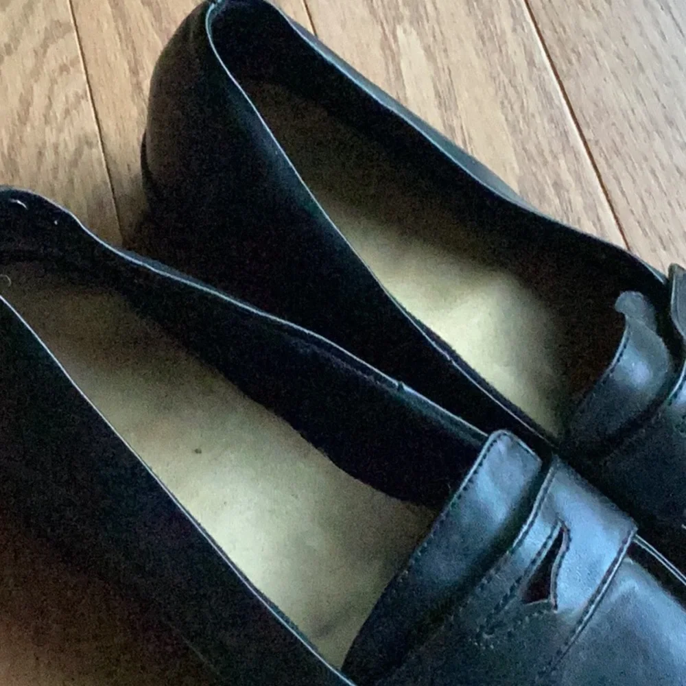 Vintage faux leather penny loafers - Picture 3 of 6